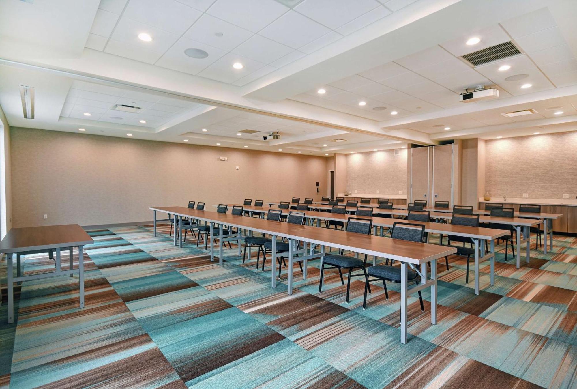 Home2 Suites By Hilton Beloit Ngoại thất bức ảnh