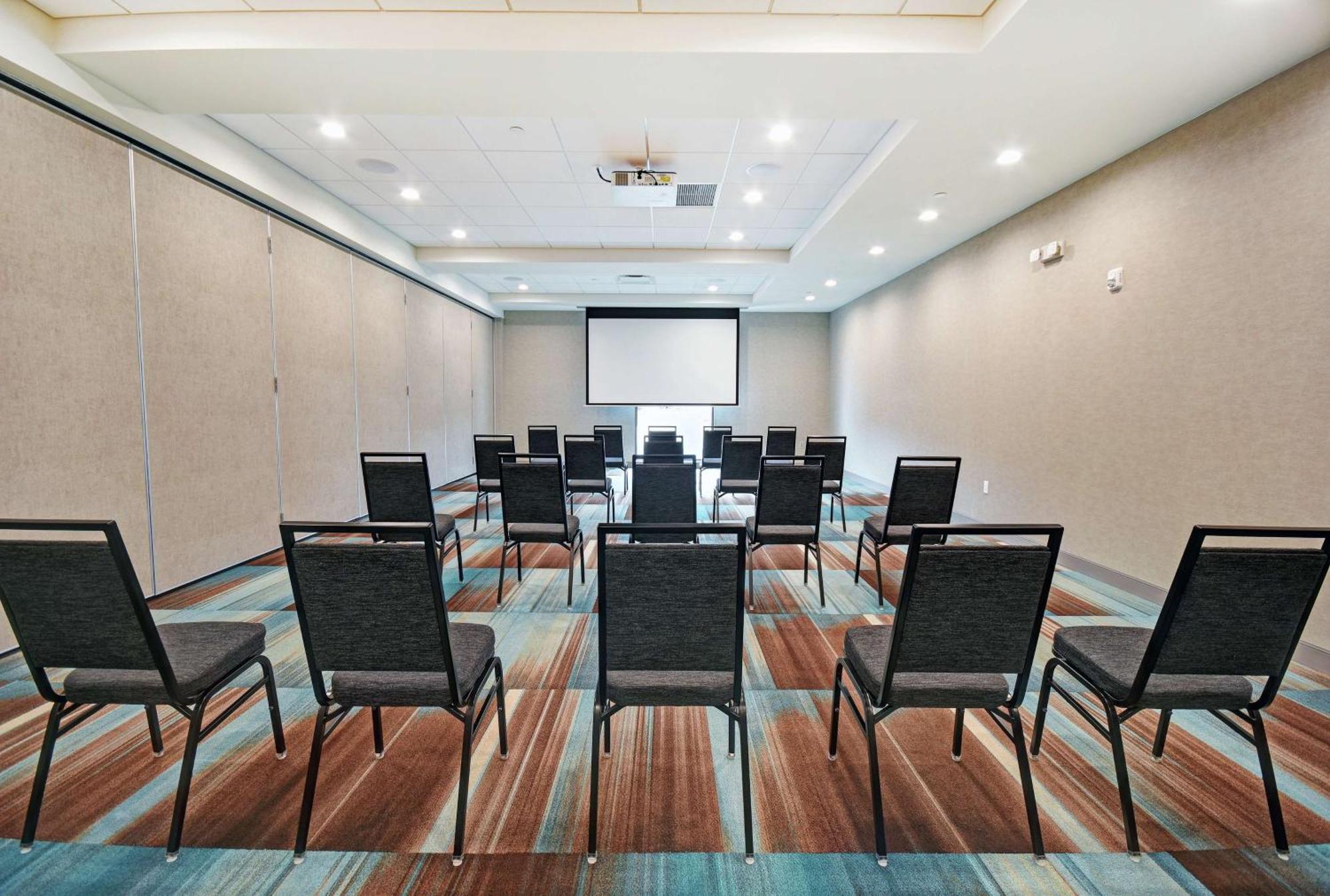Home2 Suites By Hilton Beloit Ngoại thất bức ảnh