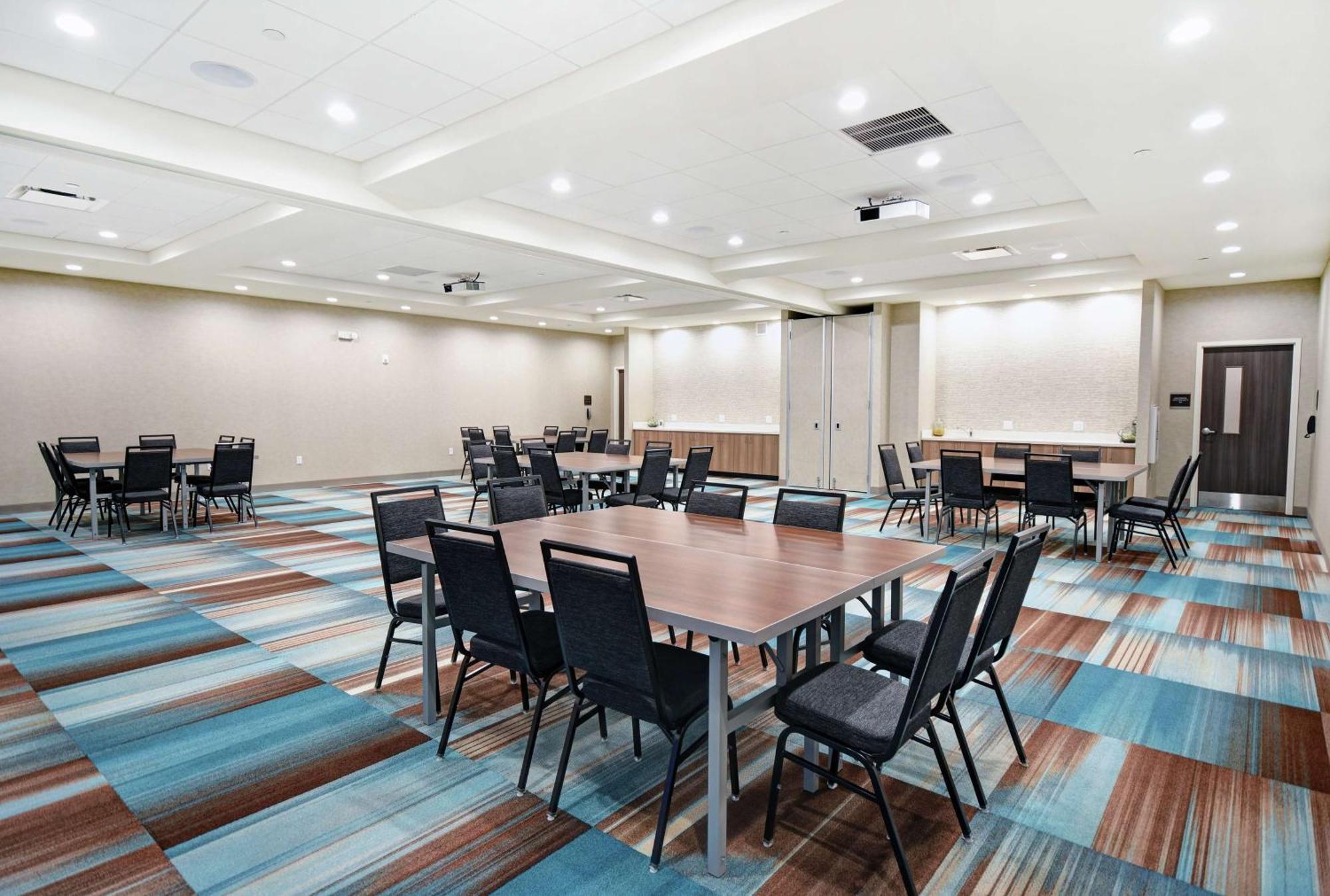 Home2 Suites By Hilton Beloit Ngoại thất bức ảnh