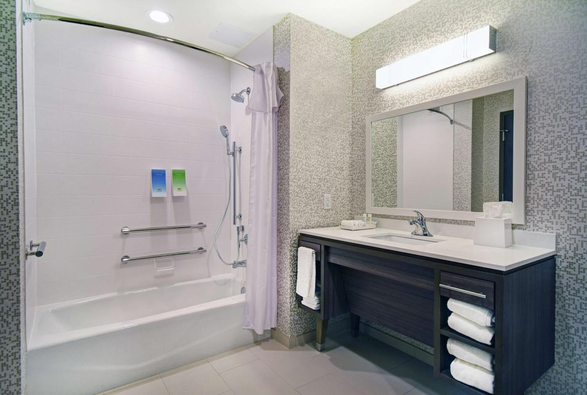 Home2 Suites By Hilton Beloit Ngoại thất bức ảnh