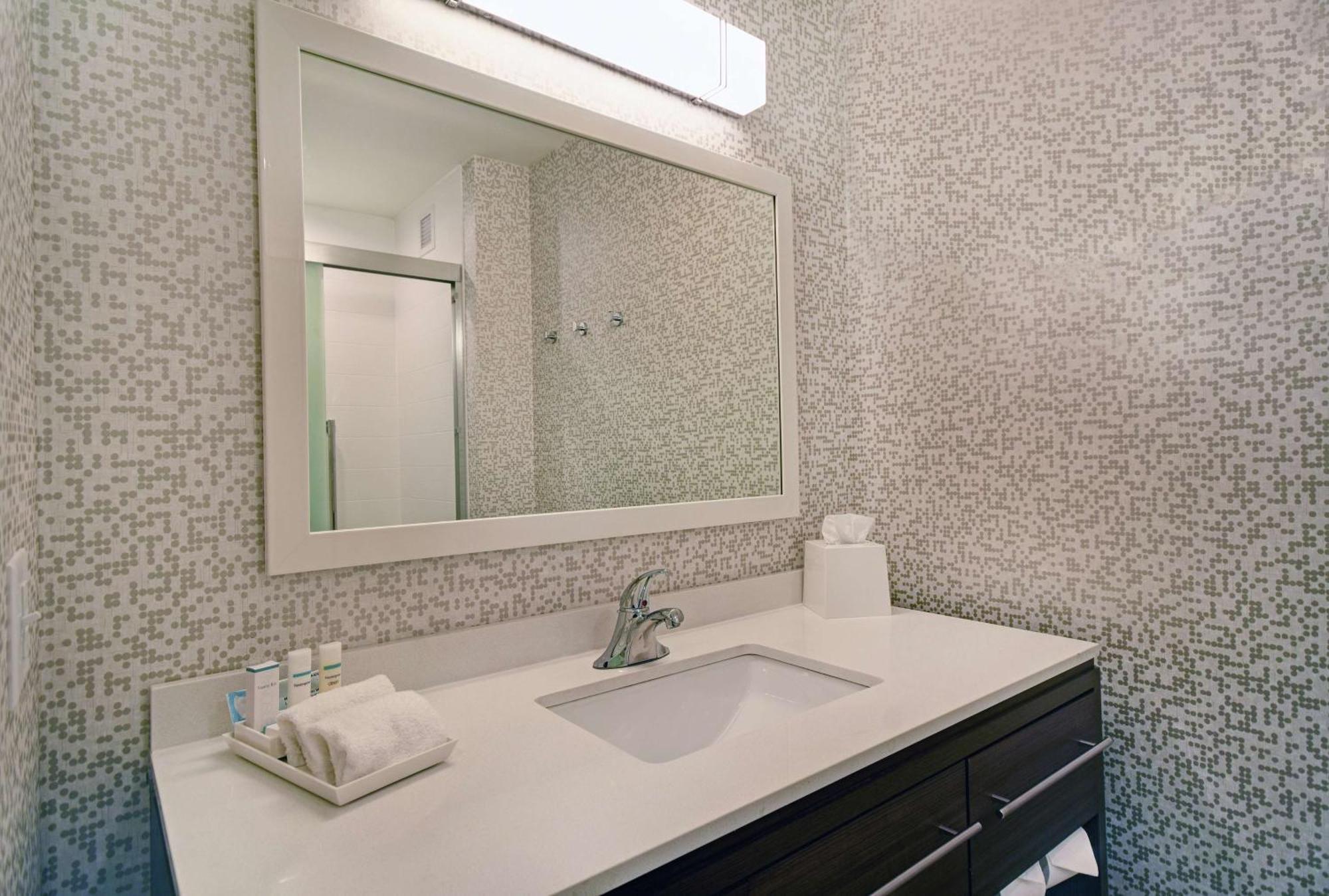 Home2 Suites By Hilton Beloit Ngoại thất bức ảnh