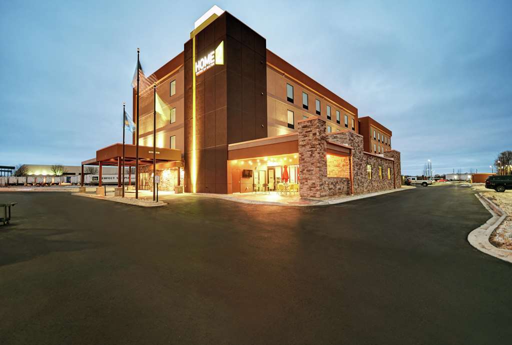 Home2 Suites By Hilton Beloit Ngoại thất bức ảnh